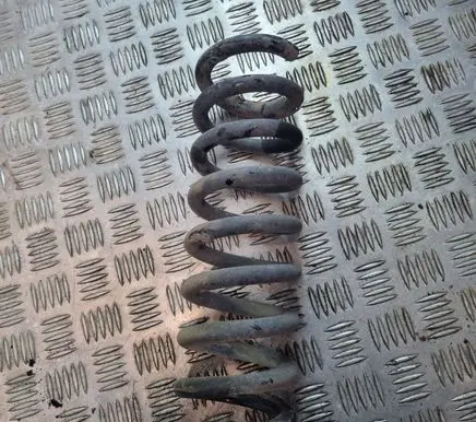 Mercedes-Benz C W204 Rear coil spring