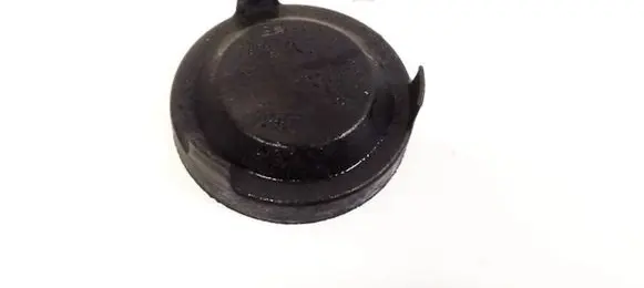 Volvo S40, V40 Headlight/headlamp dust cover 147969
