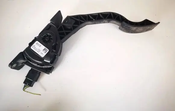 Ford Grand C-MAX Accelerator throttle pedal av619f836ab av61-9f836-ab