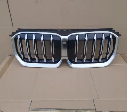 BMW X1 U11 Front grill
