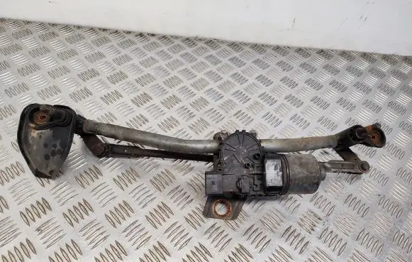 Opel Astra H Front wiper linkage and motor 1311211