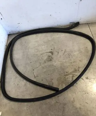 Microcar M.GO Front door rubber seal