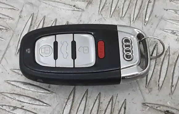 Audi A7 S7 4G Ignition key/card 