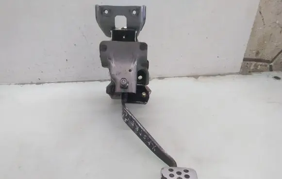 Clutch pedal