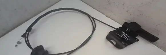 Peugeot 5008 II Engine bonnet/hood lock release cable 