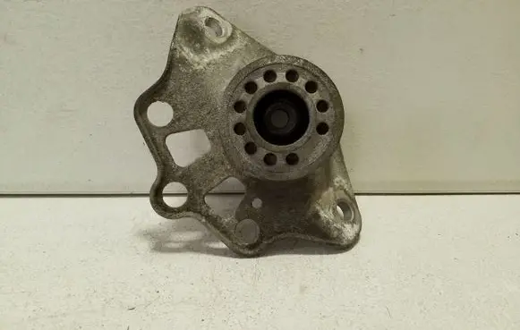 Jeep Cherokee Front shock absorber mounting bracket 68239130AA