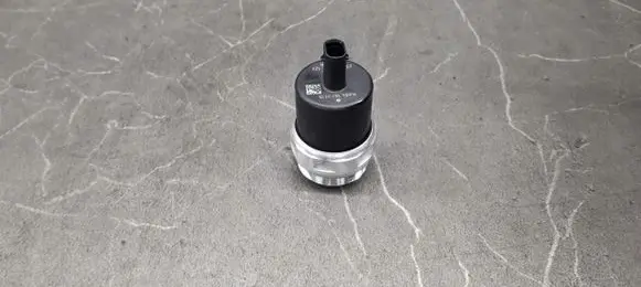 Mercedes-Benz GLC C254 Vacuum valve A6541800115