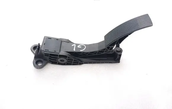 Mercedes-Benz GL X164 Accelerator throttle pedal A1643000004 160311 ZGS010