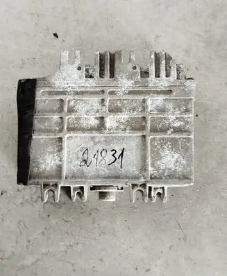 Volkswagen Polo Engine control unit/module 030906027aa 0261204617