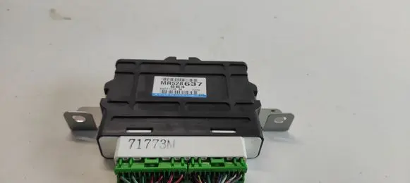 Mitsubishi Pajero Gearbox control unit/module MR528637 X4T71773M