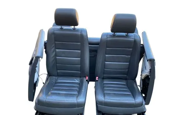 Volkswagen Touareg I Seat set 