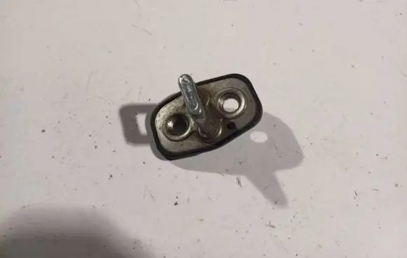 Citroen C3 Front door lock loop/hook striker 9655466380