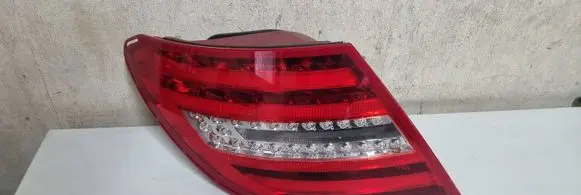 Mercedes-Benz C W204 Rear/tail lights 2049060403 2014020D326
