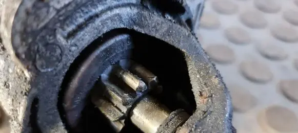 Audi A4 S4 B5 8D Starter motor