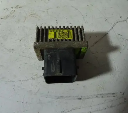Renault Clio III Other relay 8200859243