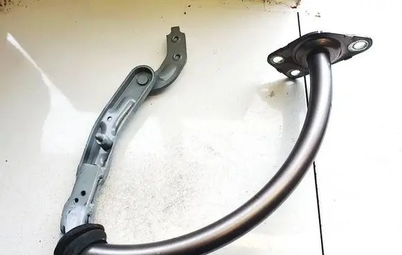 Jaguar XJ X351 Tailgate/trunk/boot hinge aw9342701