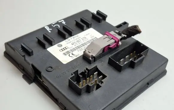 Audi A6 S6 C6 4F Comfort/convenience module 4F0907279 4F0910279K F005V00619
