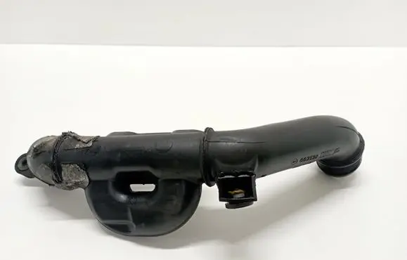 Peugeot Partner Air intake hose/pipe 9657083280
