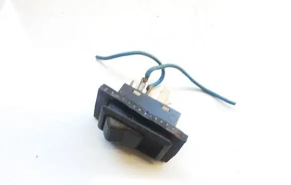 Fog light switch