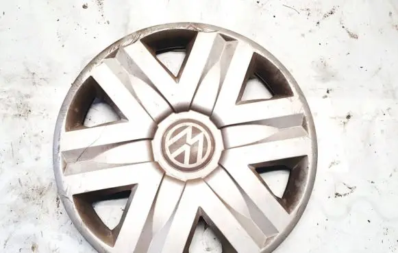 Volkswagen PASSAT B5 R15 wheel hub/cap/trim 8200430805