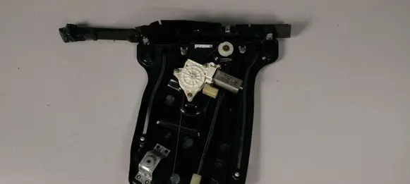 BMW 6 F12 F13 Rear door window regulator with motor 7304523