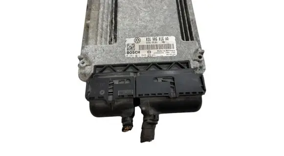 Volkswagen Golf V Engine control unit/module 03G906016AQ 1039S06946 0281011848