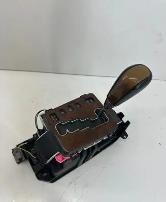 Chrysler Pacifica Gear shifter/selector