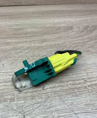 Volkswagen PASSAT B6 Airbag deployment crash/impact sensor 3C0909606