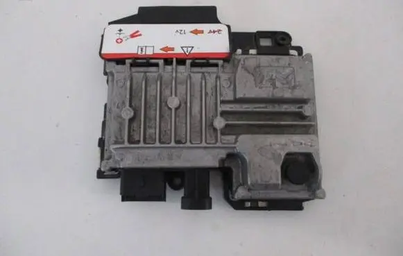 Peugeot 208 I Other control units/modules 9810858280