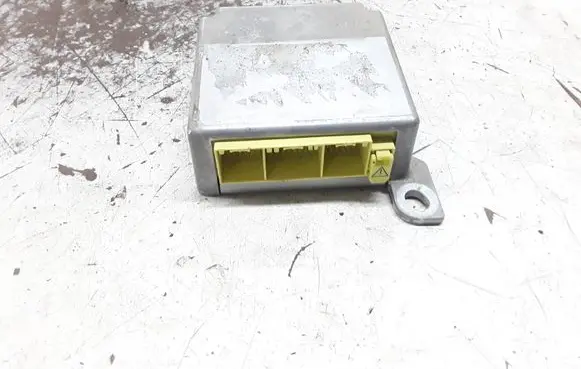 Nissan X-Trail T30 Airbag control unit/module