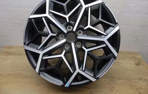 Hyundai Tucson IV NX4 R19 alloy rim 52910N7400