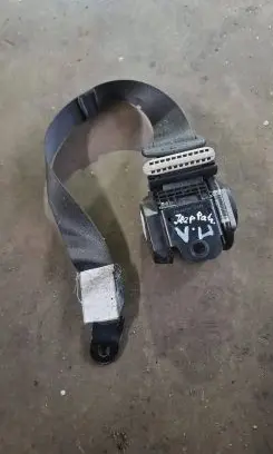 Jeep Patriot Front seatbelt 605884105H P1BS091DVAD 1BS09