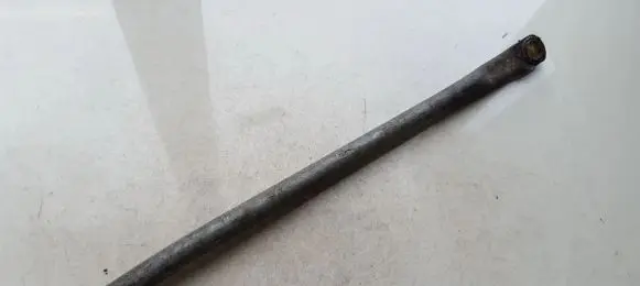Mazda 323 F Front wiper linkage and motor