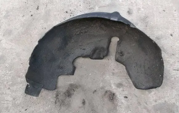 Mercedes-Benz C W204 Front wheel arch liner splash guards