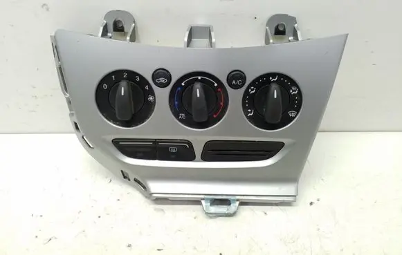 Ford Focus Climate control unit DM5118522AAW CM5T19980 CM5T14B418AB