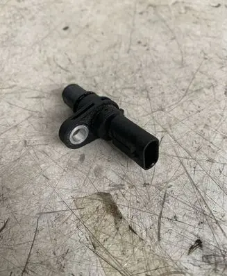 Volkswagen Touran III Camshaft position sensor 04l907601a