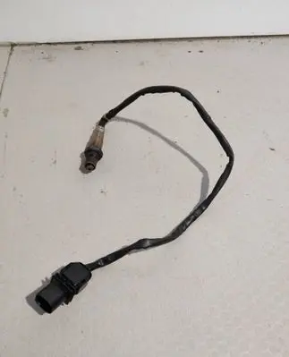 Volkswagen Tiguan Lambda probe sensor 03L906262 0281004085