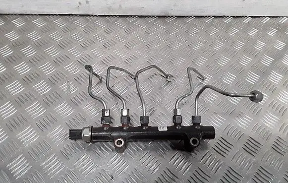 Citroen DS4 Fuel main line pipe 9685297580
