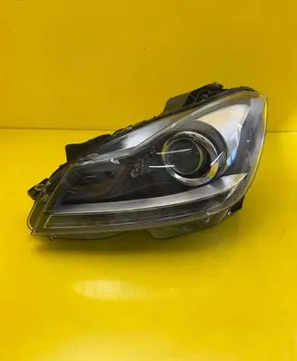 Mercedes-Benz C W204 Headlight/headlamp A2048203539
