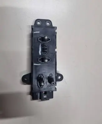 Chrysler Voyager Electric window control switch 39754D