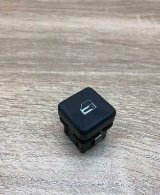 BMW 5 E39 Central locking switch button 8360828