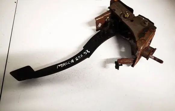 Mazda 626 Brake pedal 