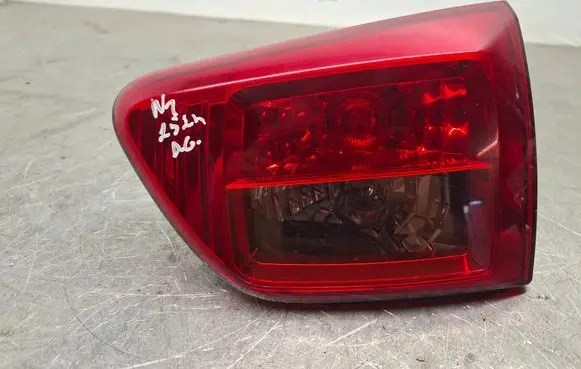Peugeot 4007 Tailgate rear/tail lights 1146379R 1146379