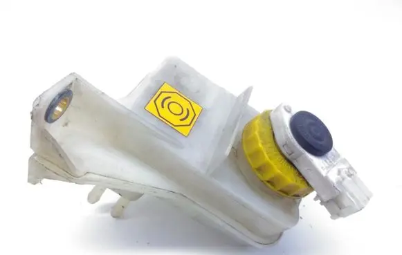 Alfa Romeo 156 Brake fluid reservoir 