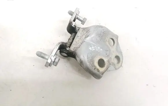 Mitsubishi Space Star Rear door lower hinge