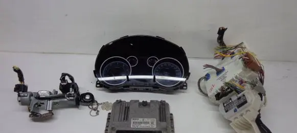Suzuki SX4 Engine ECU kit and lock set 51877439