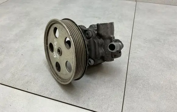 Audi Q5 SQ5 Power steering pump 8R0145153A