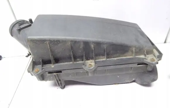 Ford Mondeo Mk III Air filter 