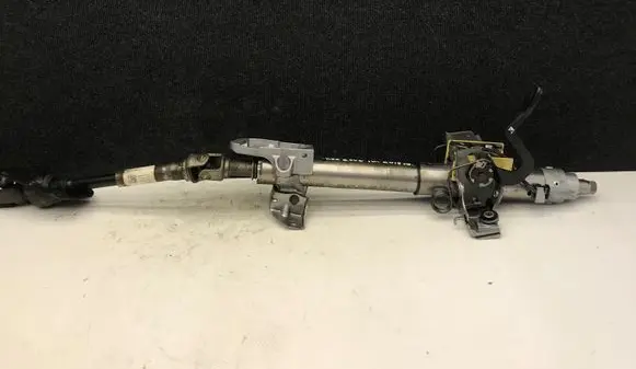 Mercedes-Benz Sprinter W906 Steering wheel axle A9064601116 111660535
