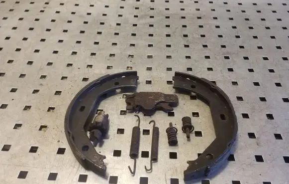 BMW X1 E84 Handbrake/parking brake pads 